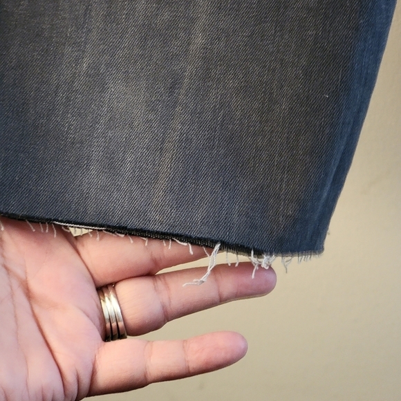 Universal Thread  High rose Bermuda Jean shorts  Dark Gray Size 0 - Picture 8 of 14